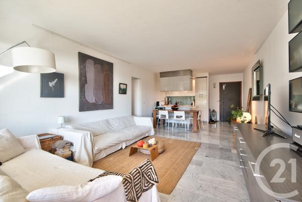 Appartement F3 à vendre  3 pièces - 74,64 m2 VILLEFRANCHE SUR MER - 06