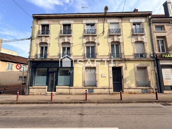 Immeuble 4 appartements + local commercial