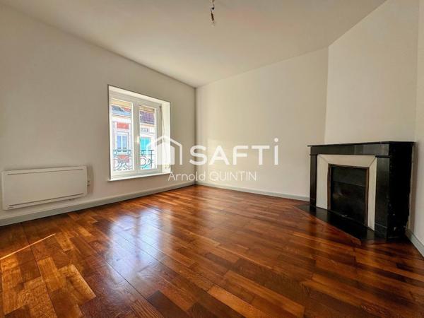 Immeuble 4 appartements + local commercial
