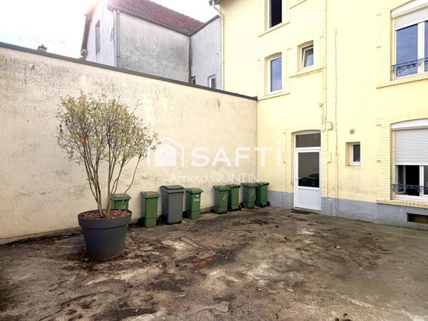 Immeuble 4 appartements + local commercial