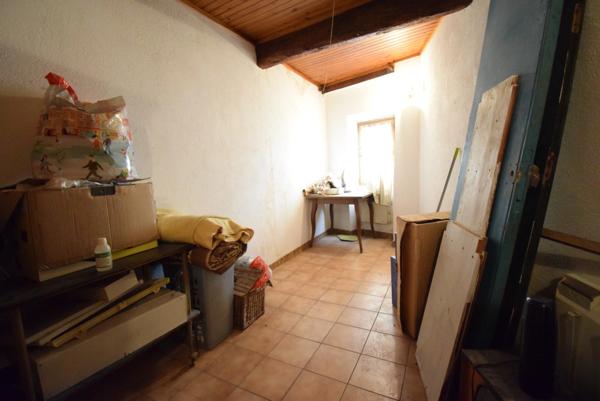 Grasse historique Place des Soeurs 4 pièces