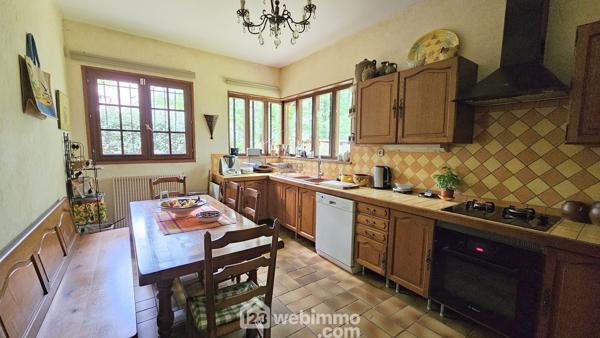 Maison 200 m² à Milly-la-Forêt 91490