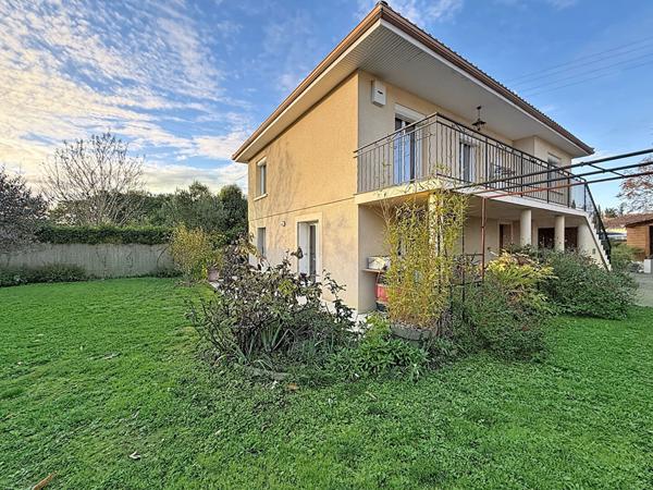 A vendre Maison Auch 5 pièces 136.55 m2 avec garage et jardin clôturé