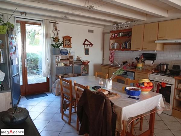 Maison à ABREST, 03200 - 5 pièces 90m²