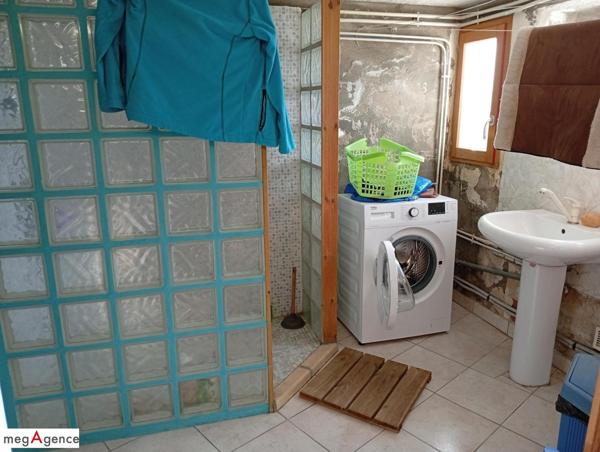 Maison à ABREST, 03200 - 5 pièces 90m²