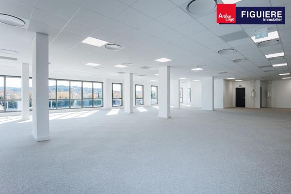2.762m² de bureaux neufs aux portes du centre-ville d'Aix en Provence avec un ERP 5 type W.