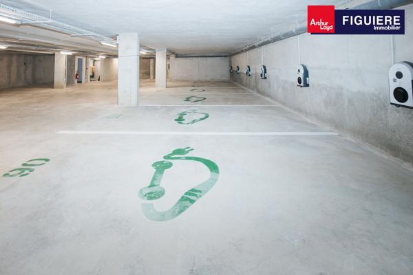 2.762m² de bureaux neufs aux portes du centre-ville d'Aix en Provence avec un ERP 5 type W.