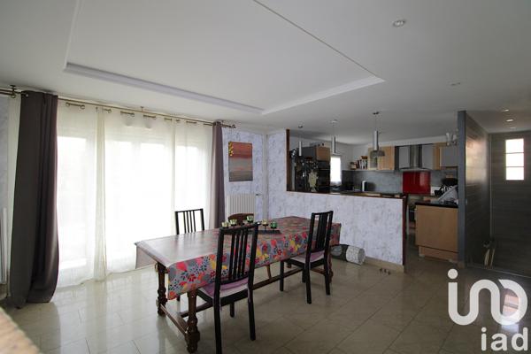 Maison à vendre 8 pièces 198 m² Chelles