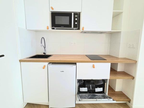 Studio, rénové - Bastille