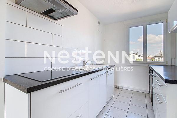 Appartement Type 4 pièces Traversant Moderne avec 2 chambres et un balcon - 69500 BRON