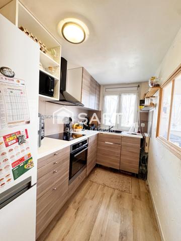 Emplacement idéal proche toutes commodités et proximité du RER ligne A!