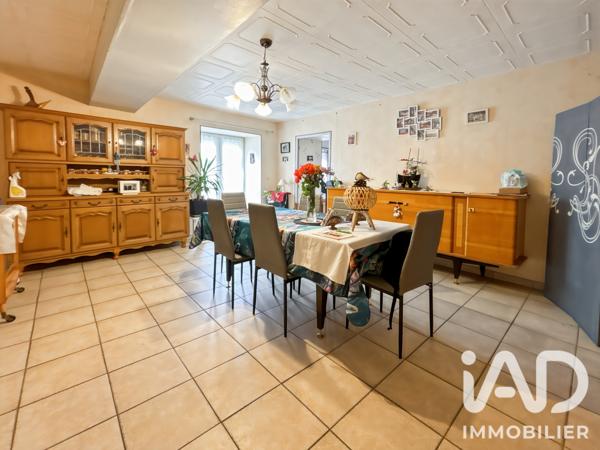 Maison à vendre 7 pièces 127 m² Le Bourgneuf-la-Forêt