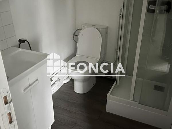 Location Appartement 2 pièces 35 m² - 33 RUE JEAN MOULIN Charleville Mezieres 08000