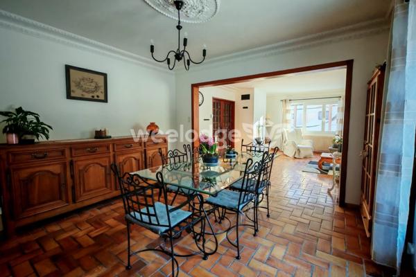 Maison à vendre 10 pièces de 261,85 m² à Auchel