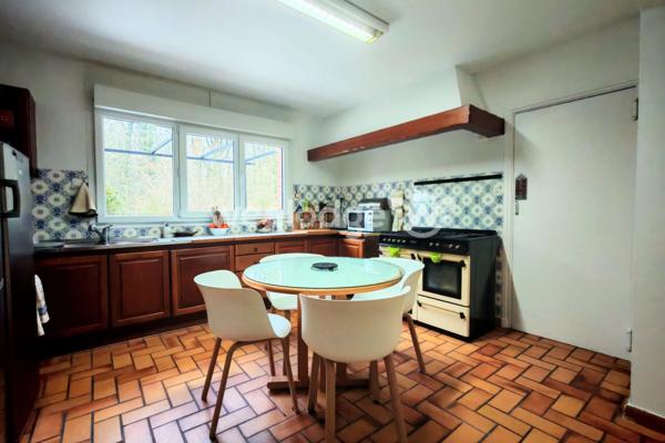 Maison à vendre 10 pièces de 261,85 m² à Auchel