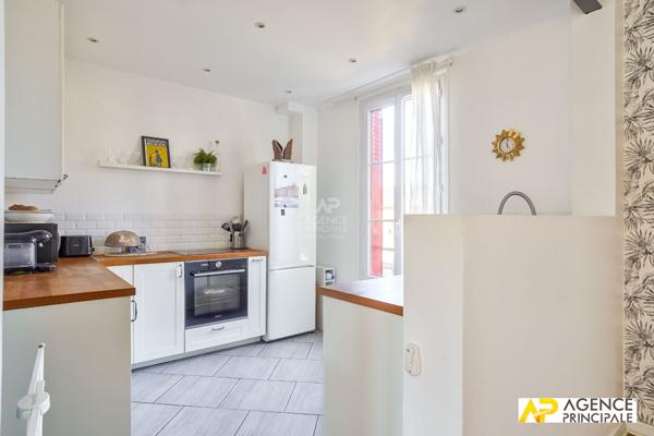 Maison Quartier Saint-Nicolas 104 m2 €599 000 ** - Référence 12858