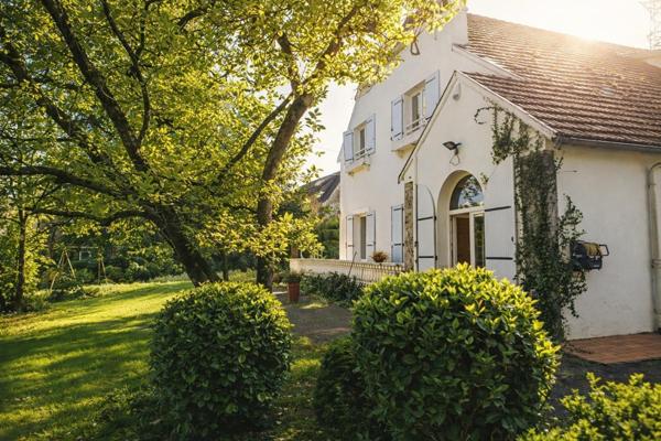 Maison de 268 m² avec piscine, terrain de 3000 m²