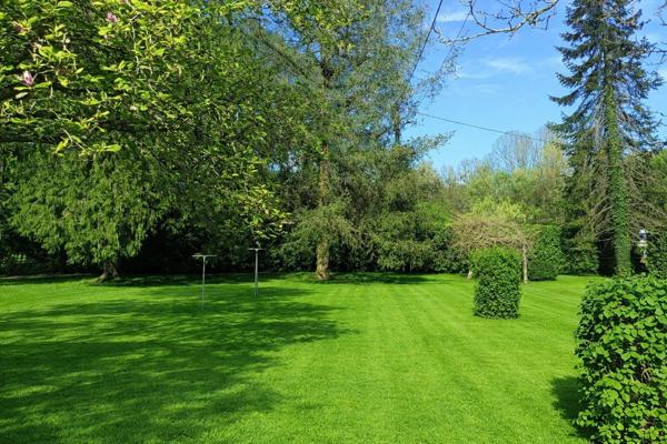 Maison de 268 m² avec piscine, terrain de 3000 m²