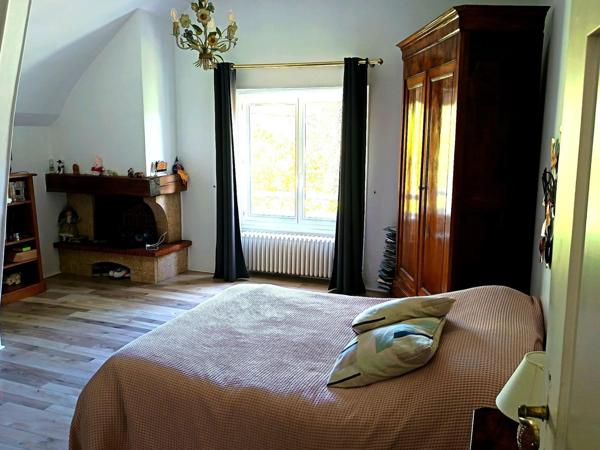 Maison de 268 m² avec piscine, terrain de 3000 m²
