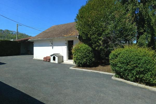 Maison de 268 m² avec piscine, terrain de 3000 m²