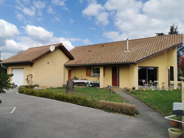 Maison 95 m² sur terrain 904 m²