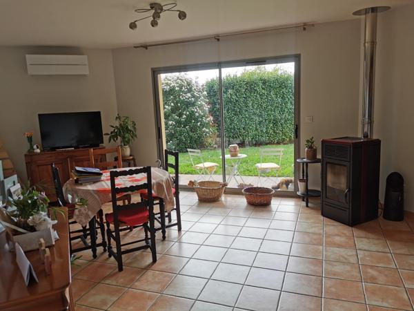 Maison 95 m² sur terrain 904 m²