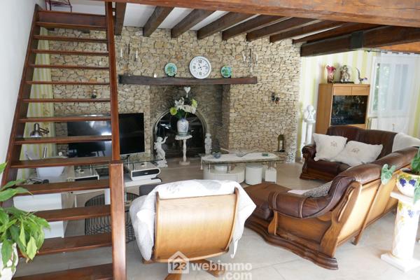 Villas 209 m² à GRAVESON 13690