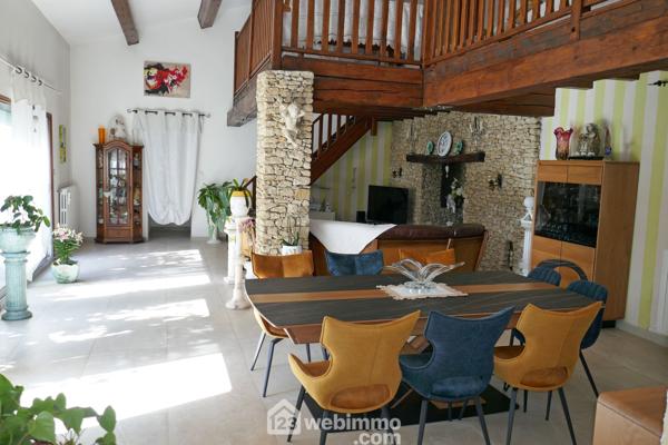 Villas 209 m² à GRAVESON 13690