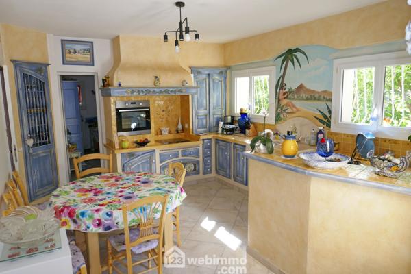 Villas 209 m² à GRAVESON 13690