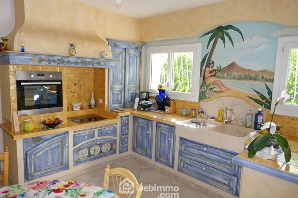 Villas 209 m² à GRAVESON 13690