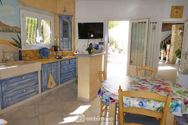 Villas 209 m² à GRAVESON 13690