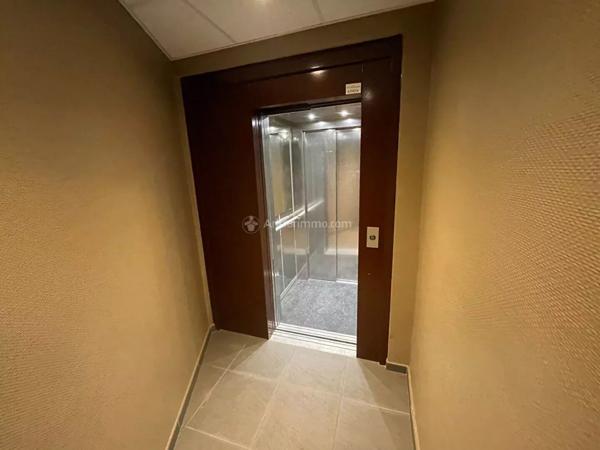 Location Appartement 3 pièces 82 m2 à Vienne