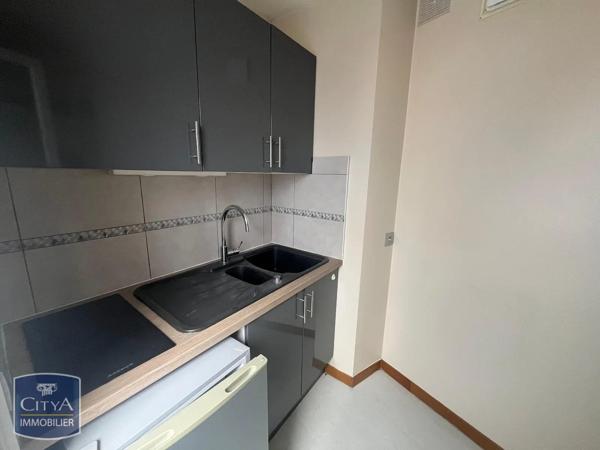 Appartement à louer 1 pièce 30.3m² La Rochelle (17000)