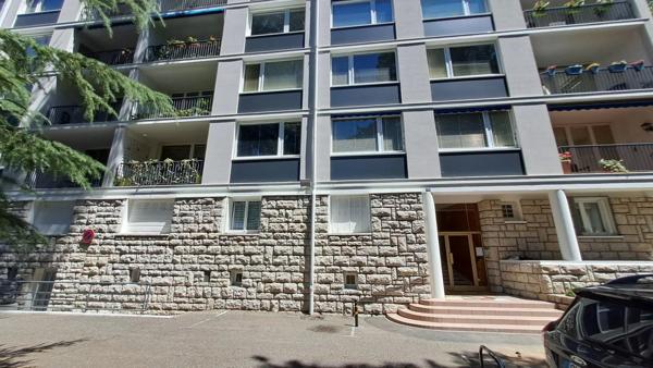 Appartement à louer à Chambéry (73000)