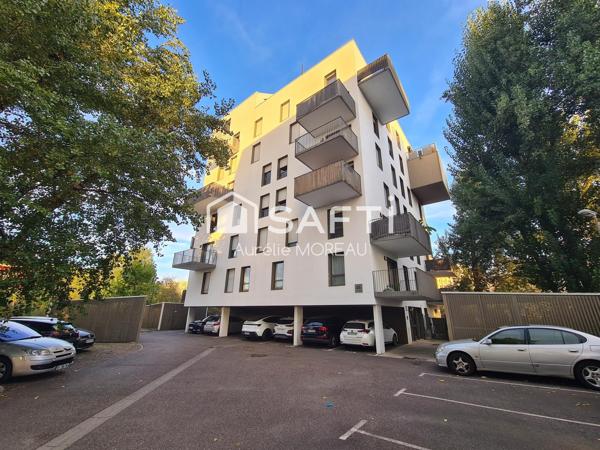 Appartement T2 balcon + place parking sécurisée