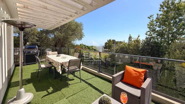 A VENDRE Maison récente 4 pièces avec vue mer à Nice
