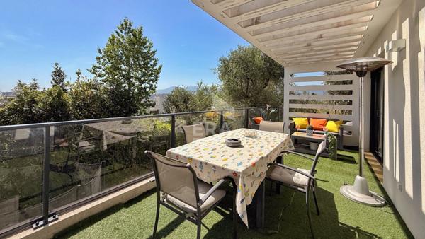 A VENDRE Maison récente 4 pièces avec vue mer à Nice