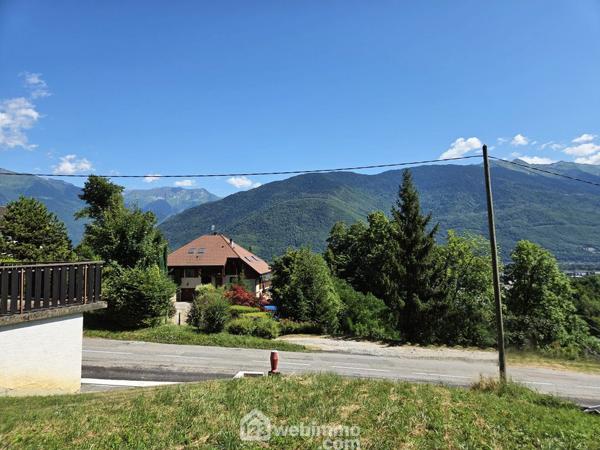 Terrain constructible 518 m² à Mercury 73200