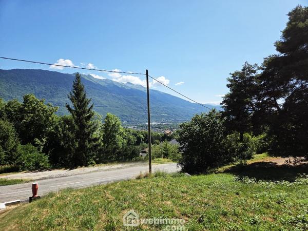 Terrain constructible 518 m² à Mercury 73200