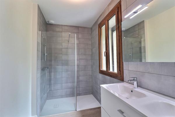 Maison individuelle T5 de 105 m² avec sous-sol et garage - Lescure-d'Albigeois