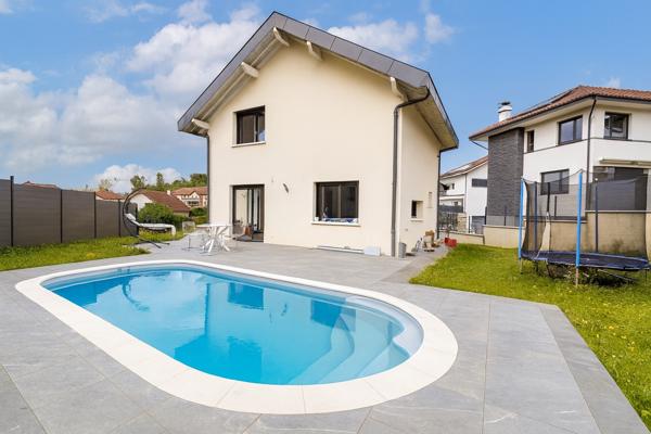 Chevry (01170) Maison 6 Pièces 280 m2