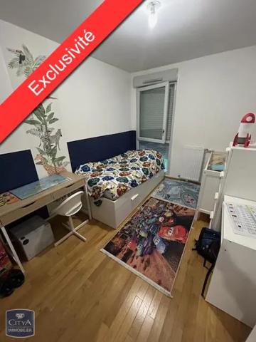 Appartement à vendre 4 pièces 77m² Livry-Gargan (93190)