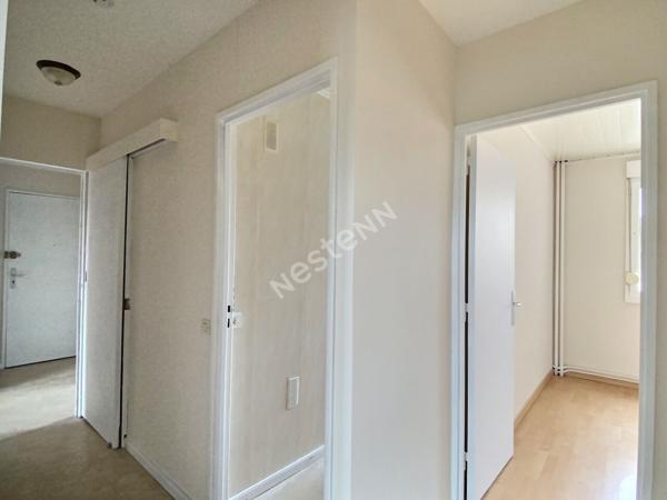 Appartement Saint Avold -2 Chambres - 75.31 m2 - Proche commerces et écoles