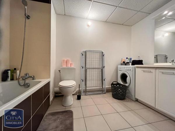 Appartement à louer 2 pièces 44.35m² Vaulx-en-Velin (69120)