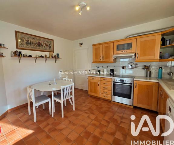 Maison à vendre 7 pièces 193 m² Carrières-sur-Seine