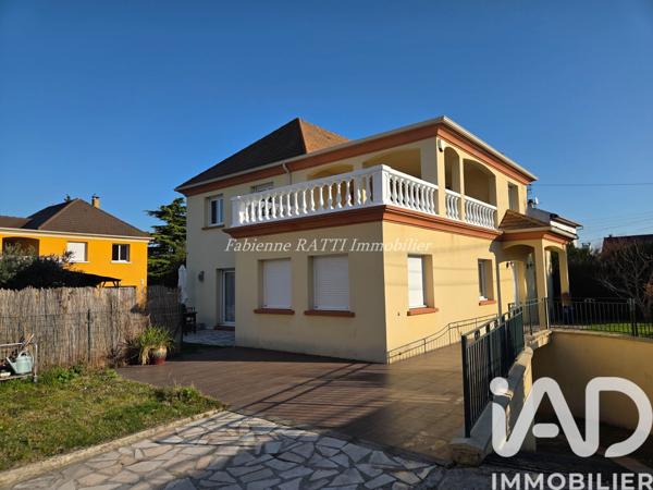 Maison à vendre 7 pièces 193 m² Carrières-sur-Seine