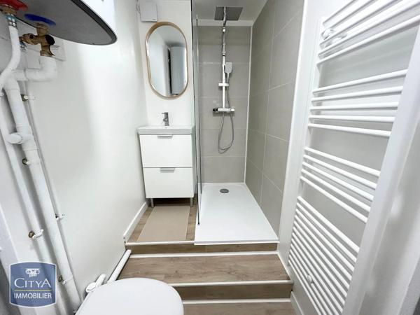 Appartement à louer 2 pièces 28m² Valenciennes (59300)