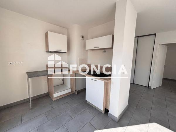 Location Appartement 3 pièces 68 m² - Lyon 69009