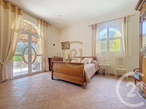 Maison à vendre  5 pièces - 175 m2 LES ARCS - 83