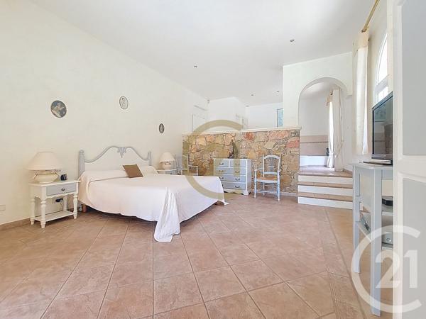 Maison à vendre  5 pièces - 175 m2 LES ARCS - 83